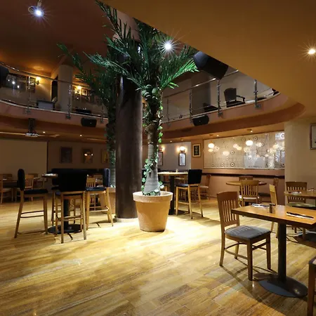 Hotel Les Saisons-3
