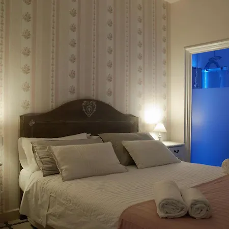 Palazzo Alessandrini Guest House-3
