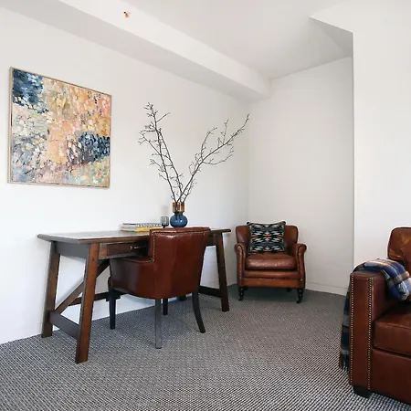 Lake Jindabyne Hotel-2