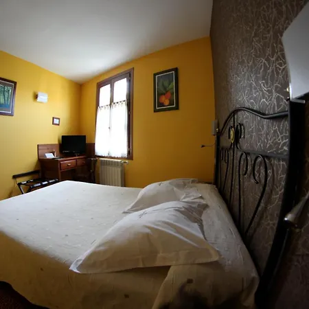 Hotel Rural Cuartamenteru-2