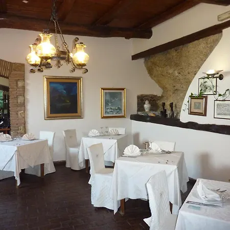 La Rocca-2