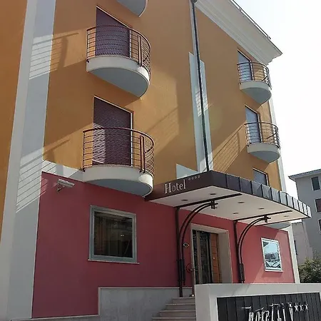 Hotel Fly-2