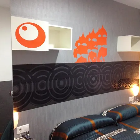 Hostal Gaudi Cuenca-2
