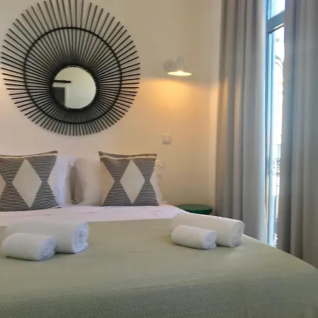 Alameda Exclusive House-3