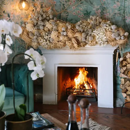 Auberge Burgundy Boutique Hotel & Spa-2