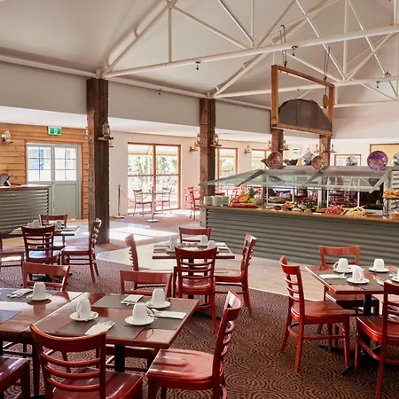 Outback Hotel-2