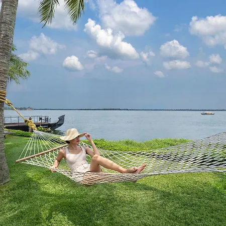 Kumarakom Lake Resort-2