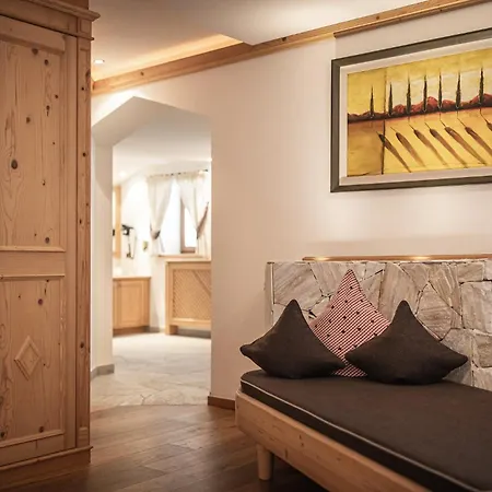 Hotel Alpenblick-3