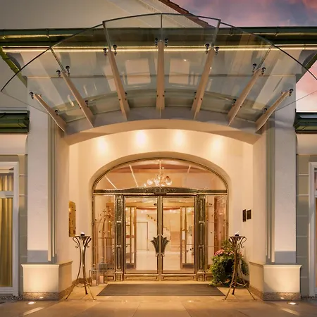 Hotel Dreiflüssehof-3