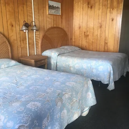The Skylark Beach Inn-3