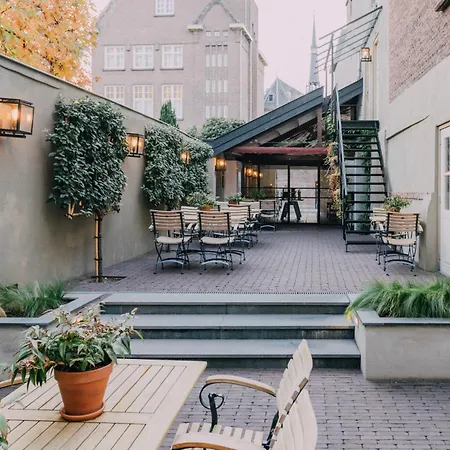 Uylenhof Hotel-2