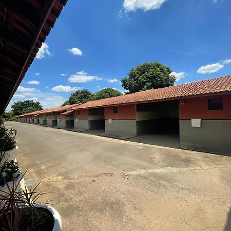 Lux Motel-2