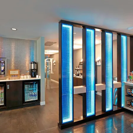 Renaissance Edmonton Airport Hotel-2