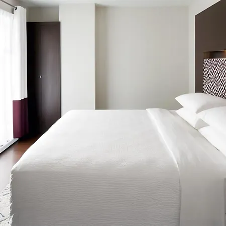 Four Points by Sheraton Lévis Convention Centre-2