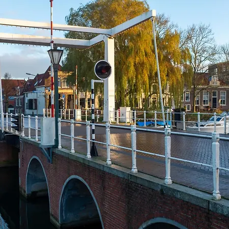 Die Port Van Cleve-3