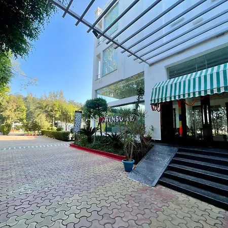 Winsome Resort & Spa Corbett-2