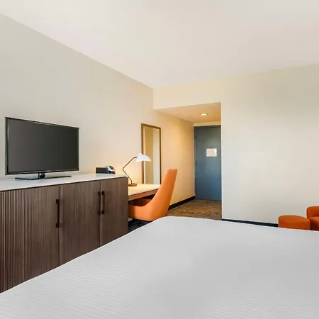 Best Western Plus Universal Inn - Free Shuttle To Universal Studios!-2