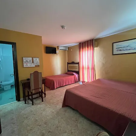 Hotel La Barca-2