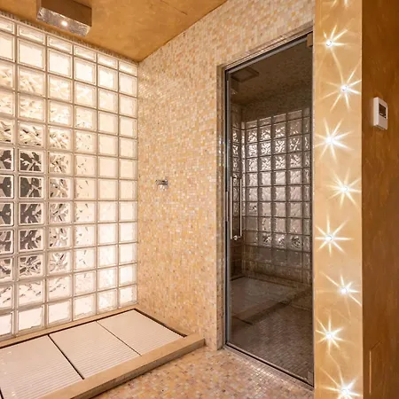 Ponte Vecchio Suites & Spa-3