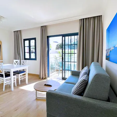 Hotel Cordial Marina Blanca-3