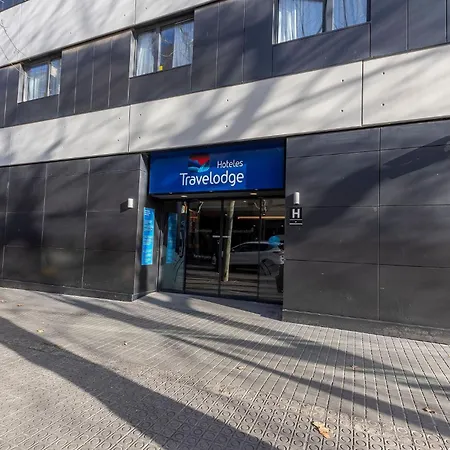 Travelodge Barcelona Poblenou-2