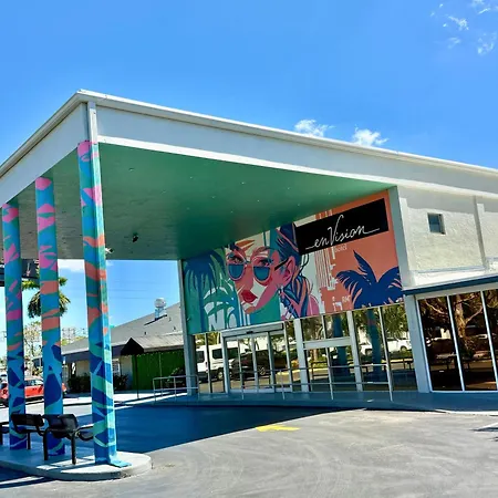 Envision Hotel Miami International Airport-3