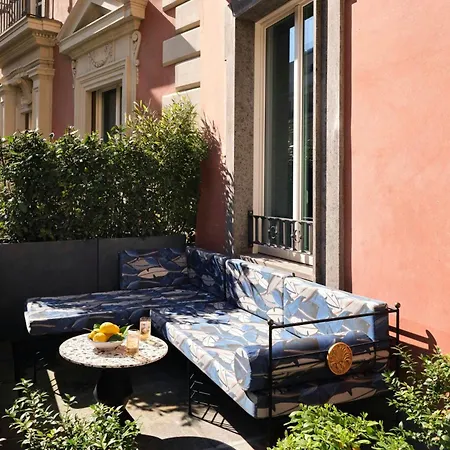 W Rome-3