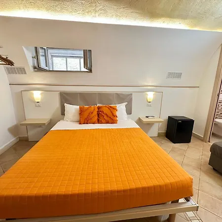 Il Sorriso Dei Sassi Rooms-3
