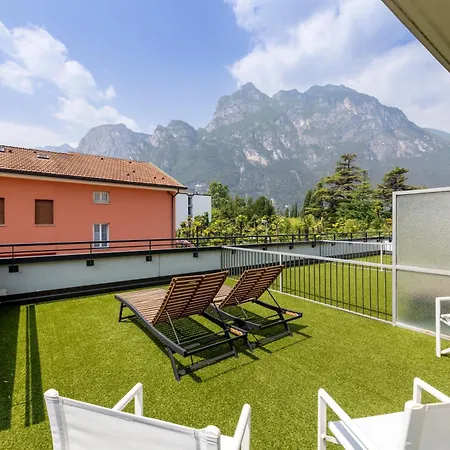 Hi Hotels Riva Del Garda-3
