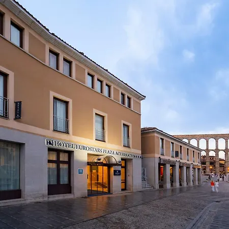 Eurostars Plaza Acueducto-3