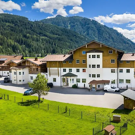 Aparthotel Paradies - Schrempfgut-3