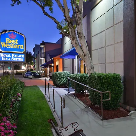 Best Western Royal Palace Inn & Suites-2