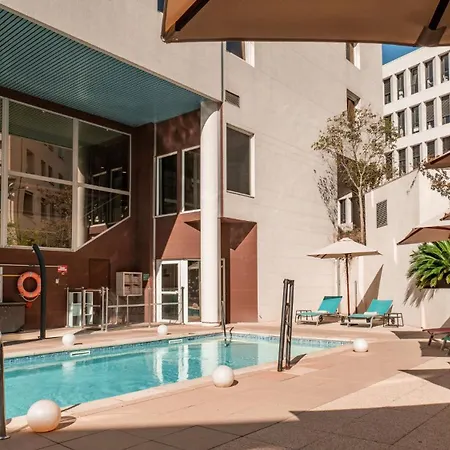 Holiday Inn Toulon City Centre By Ihg-3