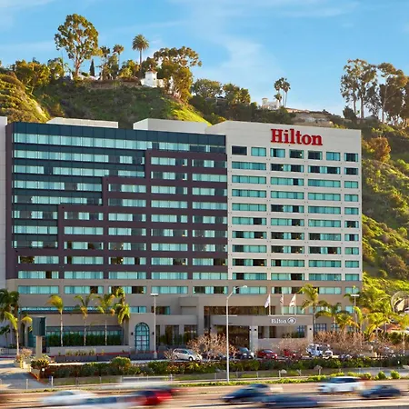Hilton San Diego Mission Valley-2