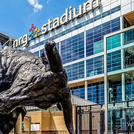 Hampton Inn & Suites Houston-Medical Center-Nrg Park-2