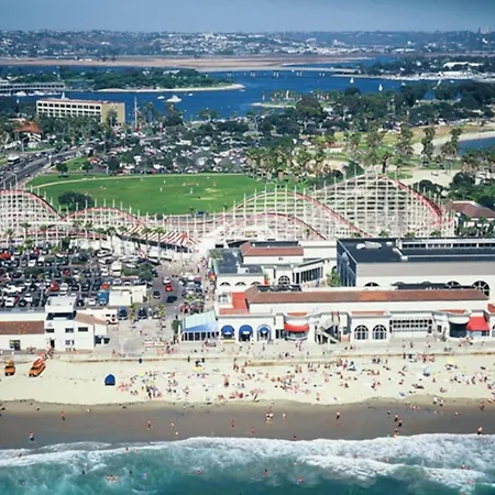 Travelodge By Wyndham San Diego Seaworld-2