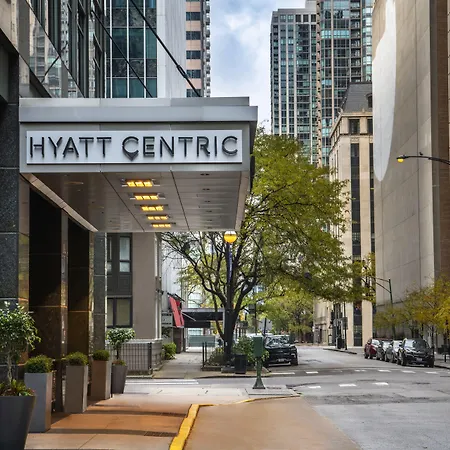 Hyatt Centric Chicago Magnificent Mile-2