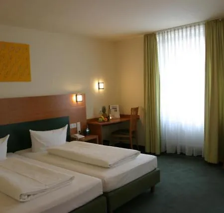 Memphis Hotel-3