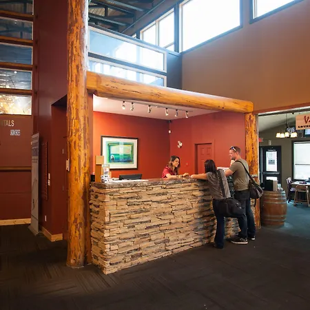 Waterton Lakes Lodge Resort-3