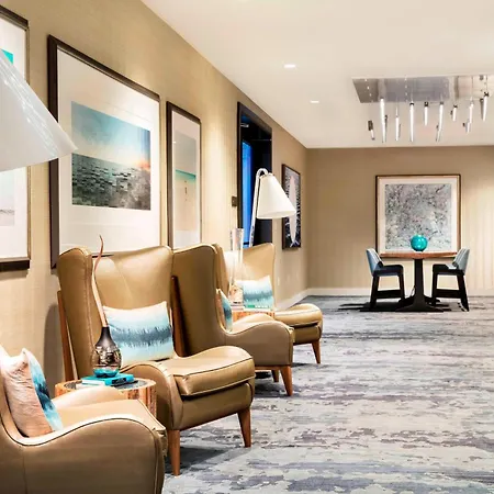 Renaissance Fort Lauderdale Cruise Port Hotel-3