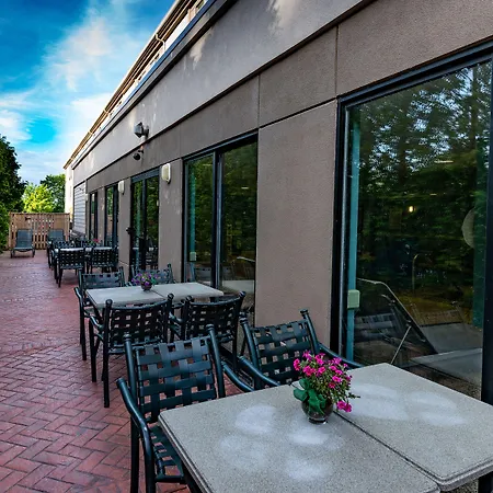 Holiday Inn Express Newport North - Middletown By Ihg-2