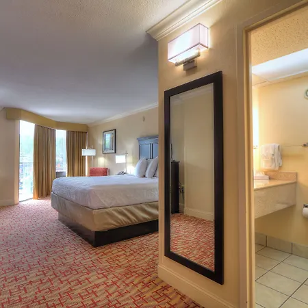 Edgewater Hotel And Conference Center-2