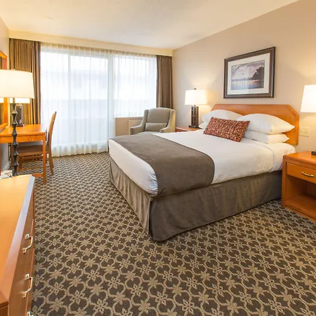 The Embassy Inn-2
