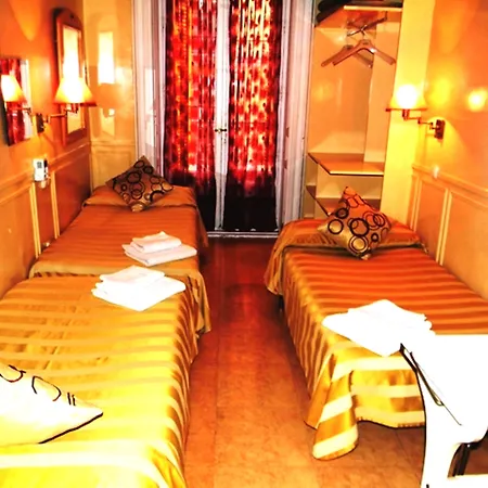 Hostal La Fontana-3