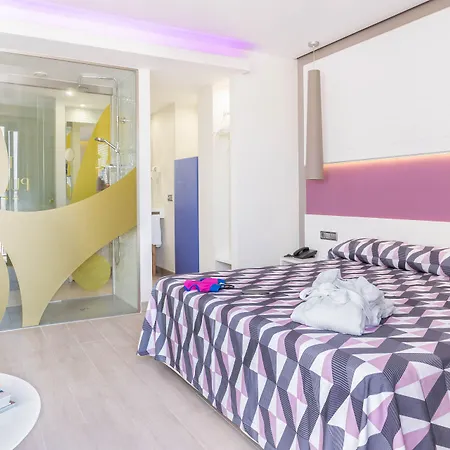 The Purple Hotel - Adults Only-3