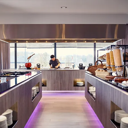 Hotel Charleroi Airport - Van Der Valk-3