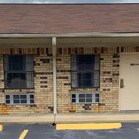 Luxury Inn Forrest City-2