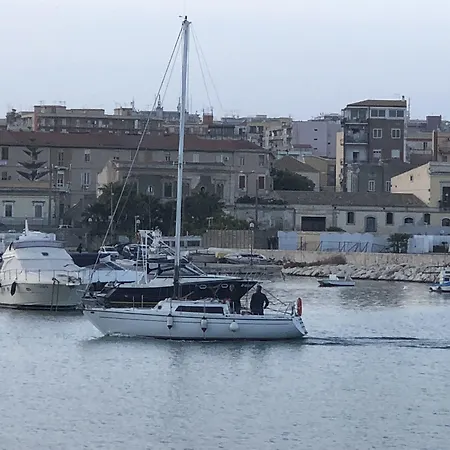 B&B Ortigia Sea View-3