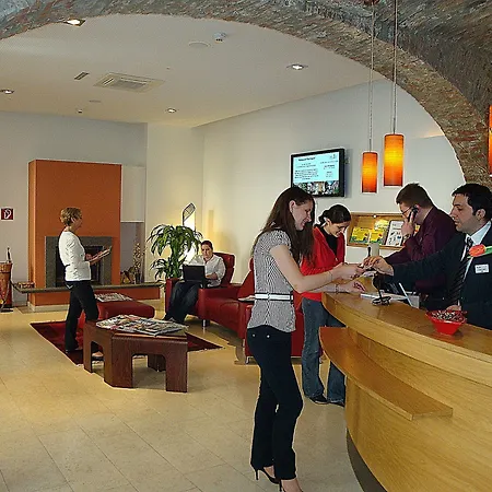 Hotel Fabrik Wien-3
