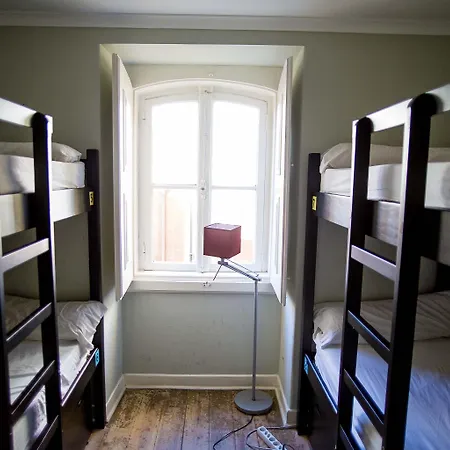 Oasis Backpackers' Hostel Lisbon Cowork&Coliving-2